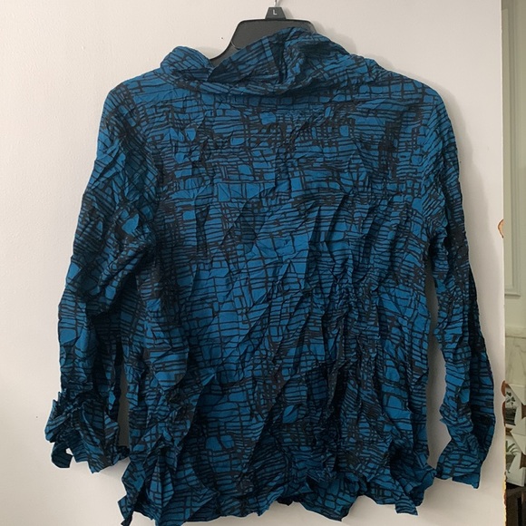 Designer Blouse - Picture 3 of 5